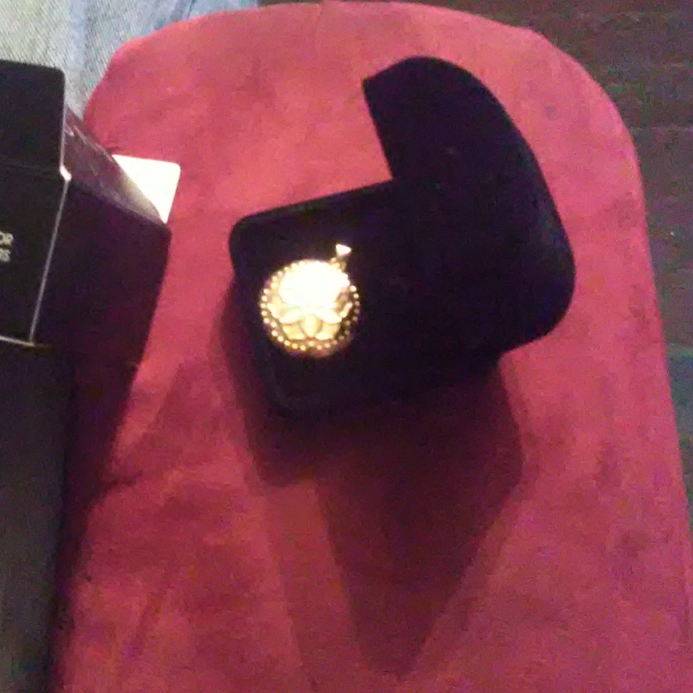 Special memories locket.